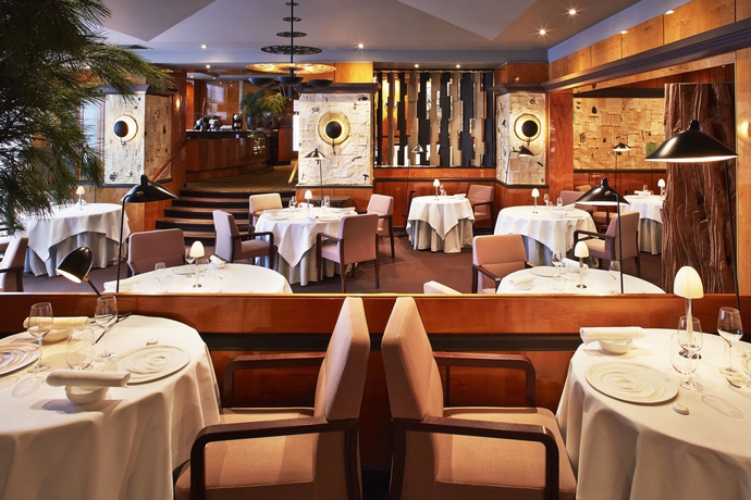 Imagen del bar/restaurante del Hotel Balzac. Foto 2