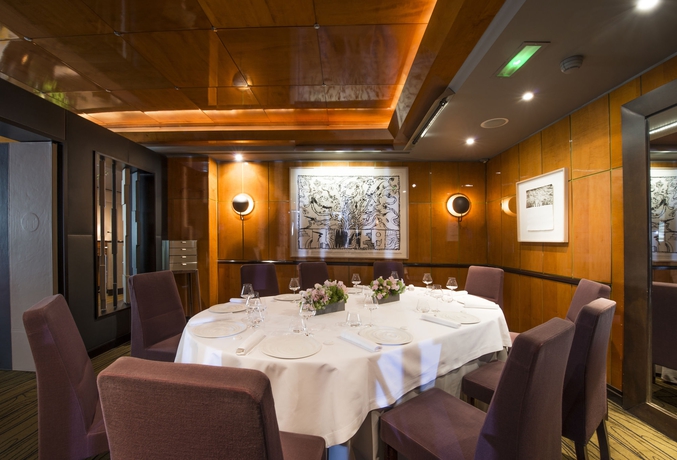 Imagen de los interiores del Hotel Balzac. Foto 16