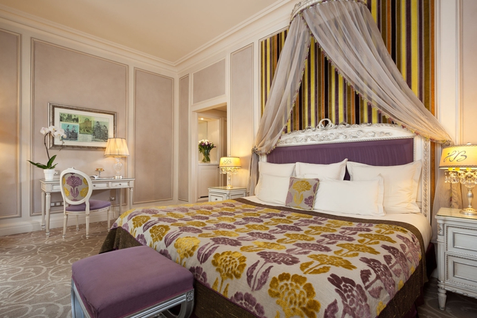 Imagen de la habitación del Hotel Balzac. Foto 7