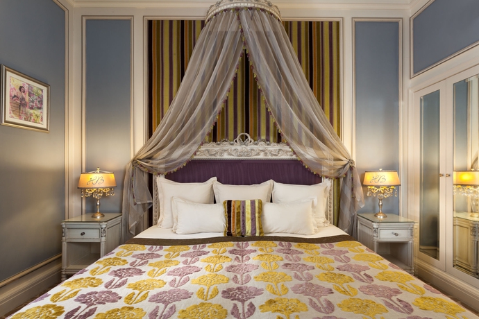 Imagen de la habitación del Hotel Balzac. Foto 9