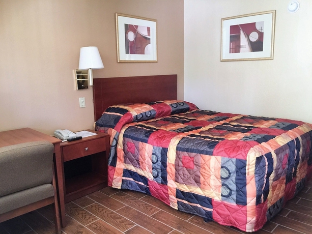 Imagen de la habitación del Hotel Bama Inn. Foto 5