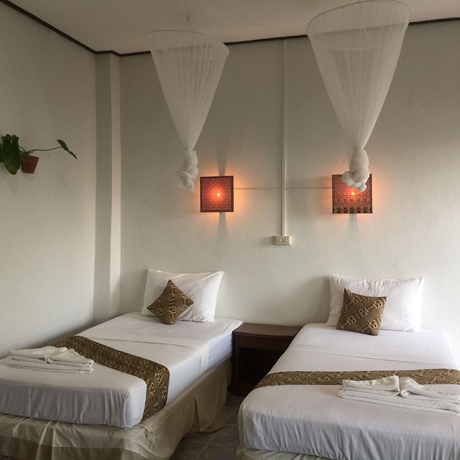 Imagen de la habitación del Hotel Bamboo Bay Resort. Foto 6