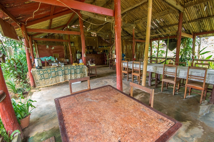 Imagen del bar/restaurante del Hotel Bamboo Country Lodge Chiang Mai. Foto 5