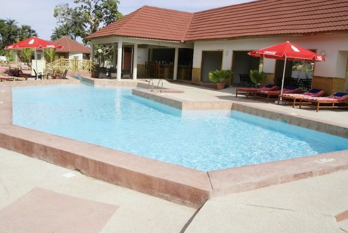 Imagen de la piscina del Hotel Bamboo Garden. Foto 20