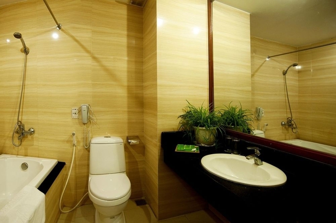 Imagen de la habitación del Hotel Bamboo Green Central. Foto 4