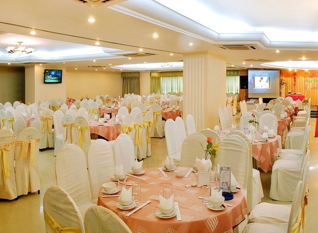 Imagen de los interiores del Hotel Bamboo Green Central. Foto 5
