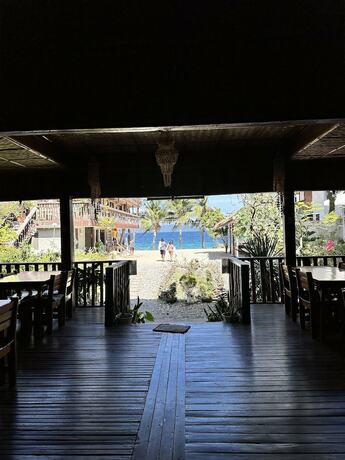 Imagen general del Hotel Bamboo House Beach Lodge and Restaurant. Foto 2