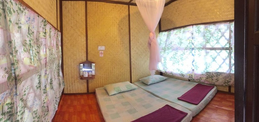 Imagen de la habitación del Hotel Bamboo House Kanchanaburi. Foto 8