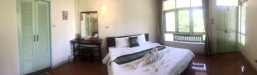 Imagen de la habitación del Hotel Bamboo House Kanchanaburi. Foto 10