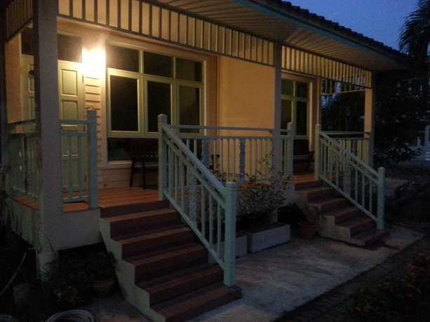 Imagen de la habitación del Hotel Bamboo House Kanchanaburi. Foto 11