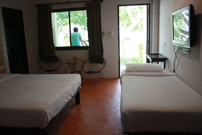 Imagen de la habitación del Hotel Bamboo Resort. Foto 18