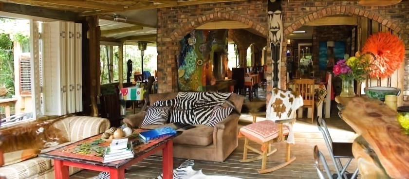 Imagen del bar/restaurante del Hotel Bamboo, The Guest House. Foto 2