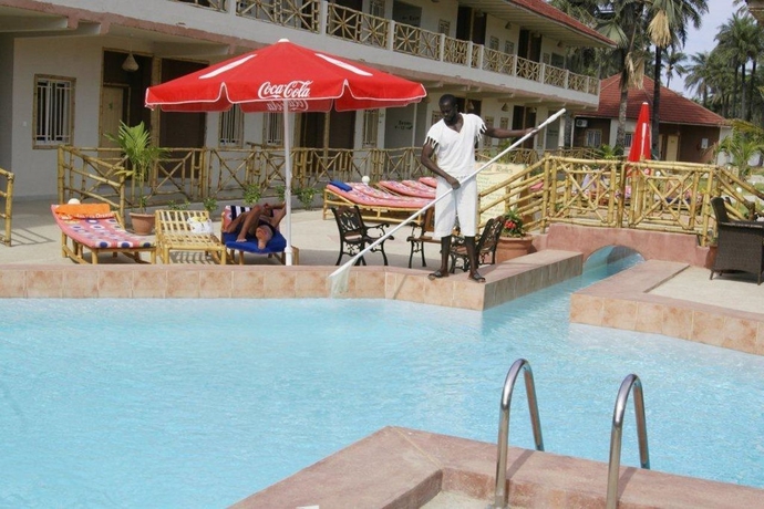 Imagen general del Hotel Bamboo Village Resort. Foto 8