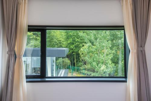 Imagen general del Hotel Bamboo Whister. Foto 1