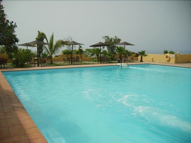 Imagen de la piscina del Hotel Bamboo Xaguate. Foto 16