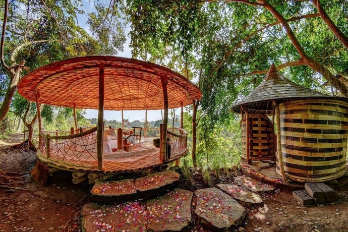 Imagen de la habitación del Hotel Bambu Indah Resort. Foto 4