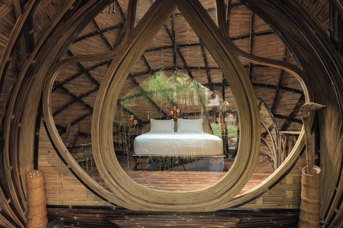 Imagen de la habitación del Hotel Bambu Indah Resort. Foto 7