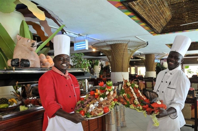 Imagen del bar/restaurante del Hotel Bamburi Beach - All Inclusive. Foto 5