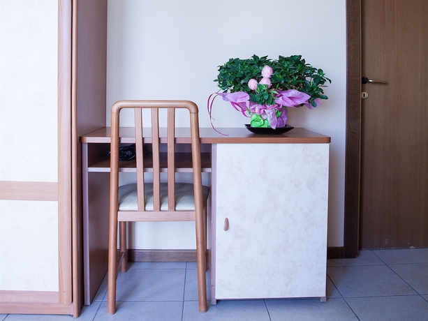 Imagen de la habitación del Hotel Bamby. Foto 8