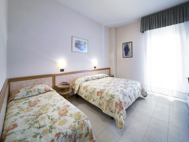 Imagen de la habitación del Hotel Bamby, Rimini. Foto 5