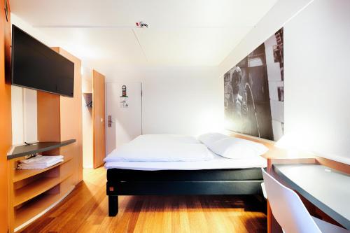Imagen de la habitación del Hotel B&B Aachen-Hbf. Foto 18