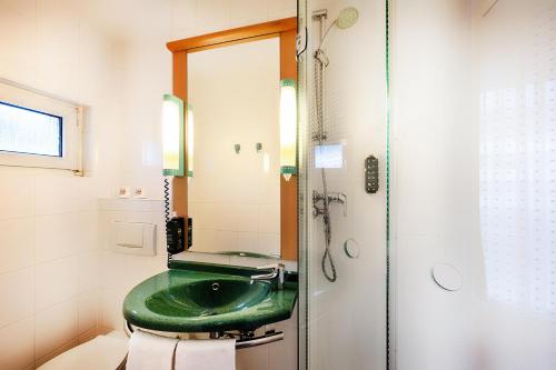 Imagen de la habitación del Hotel B&B Aachen-Hbf. Foto 19