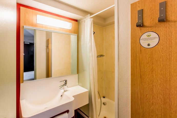Imagen de la habitación del Hotel B&B Agen, AGEN. Foto 9
