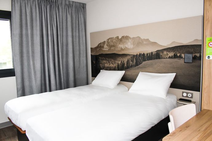 Imagen de la habitación del Hotel B&B Aix-Les-Bains. Foto 12