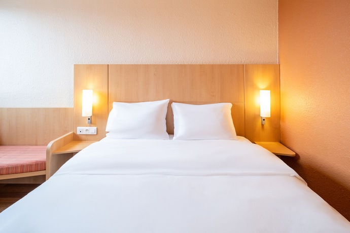 Imagen de la habitación del Hotel B&B Amiens Centre Cathédrale 3 étoiles. Foto 13