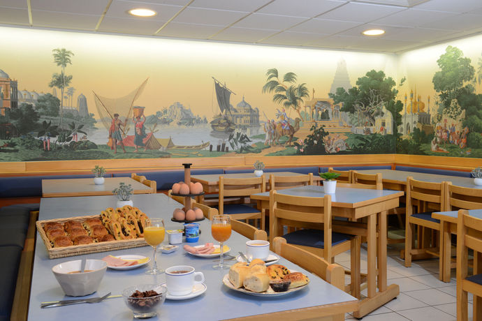 Imagen del bar/restaurante del Hotel B&B Amneville-les-Thermes. Foto 5