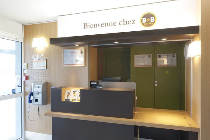 Imagen de los interiores del Hotel B&B Angers 1 Beaucouz&eacute;. Foto 20