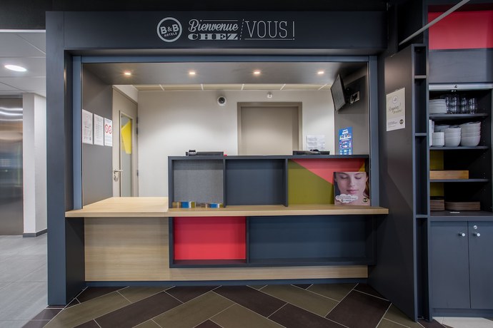 Imagen de los interiores del Hotel B&B Annemasse St Cergues. Foto 18