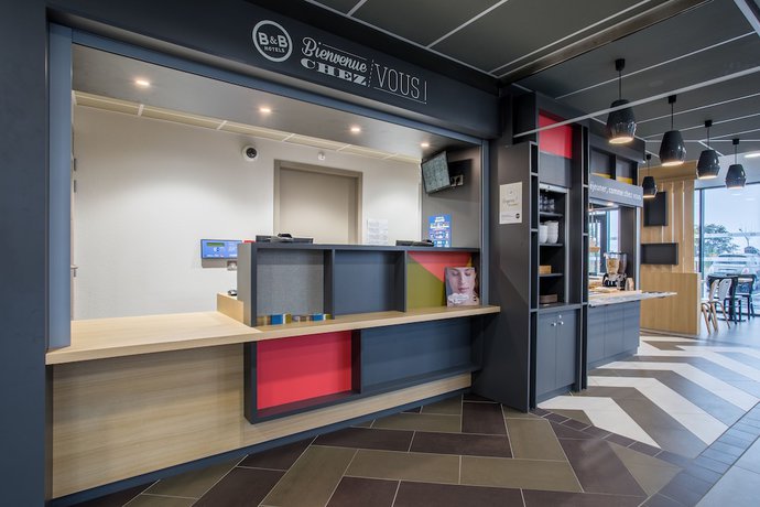 Imagen de los interiores del Hotel B&B Annemasse St Cergues. Foto 19