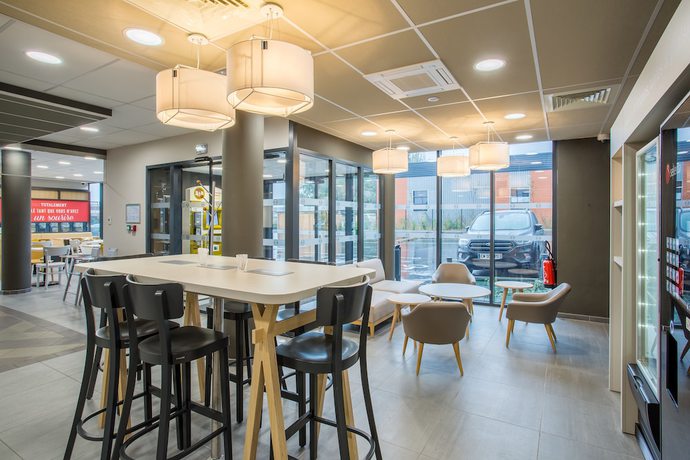 Imagen de los interiores del Hotel B&B Annemasse St Cergues. Foto 20