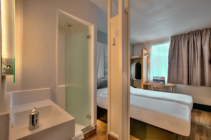 Imagen de la habitación del Hotel B&B Antibes Sophia Antipolis. Foto 6