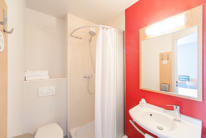 Imagen de la habitación del Hotel B&B Antibes Sophia Le Relais. Foto 13