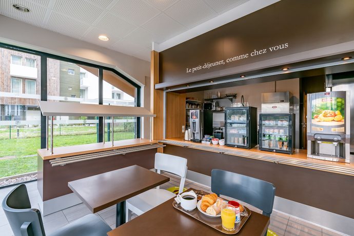 Imagen del bar/restaurante del Hotel B&B Arcachon Gujan-mestras. Foto 3