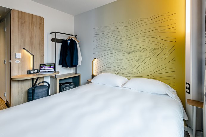 Imagen de la habitación del Hotel B&B Argenteuil. Foto 6