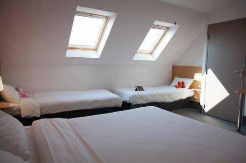 Imagen de la habitación del Hotel B&B Auray Carnac, Auray. Foto 8