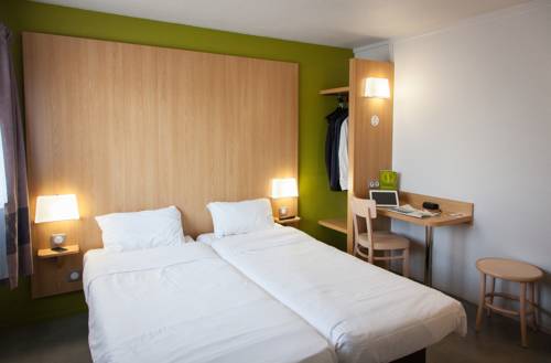 Imagen de la habitación del Hotel B&B Auray Carnac, Auray. Foto 10