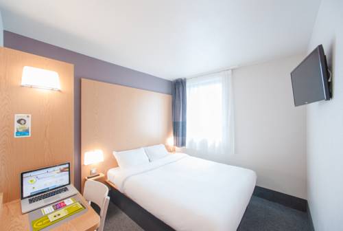 Imagen de la habitación del Hotel B&B Auray Carnac, Auray. Foto 12