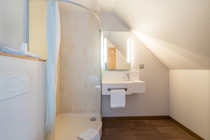 Imagen de la habitación del Hotel B&B Auray Carnac, Kerbois. Foto 16