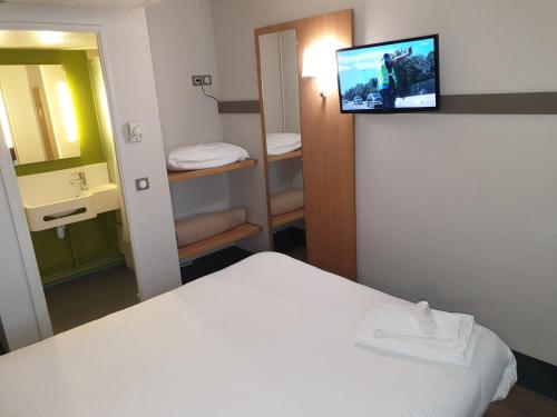 Imagen de la habitación del Hotel B&B Auxerre Bourgogne. Foto 4