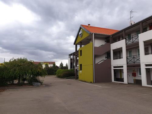 Imagen general del Hotel B&B Auxerre Bourgogne. Foto 3