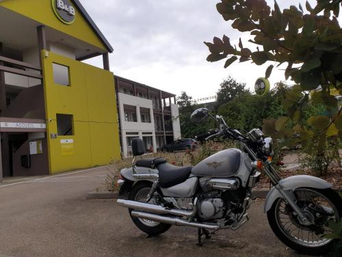 Imagen general del Hotel B&B Auxerre Bourgogne. Foto 2