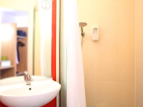 Imagen de la habitación del Hotel B&B Avignon (2). Foto 9