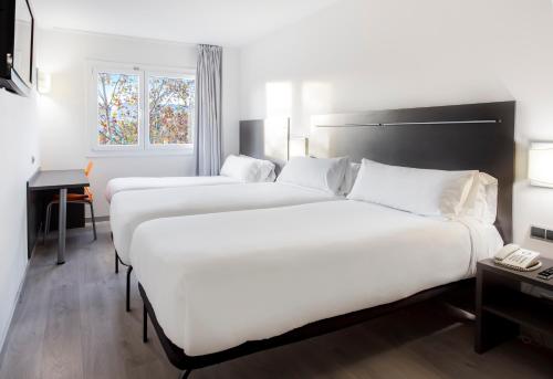 Imagen general del Hotel B&B Barcelona Rubi. Foto 6