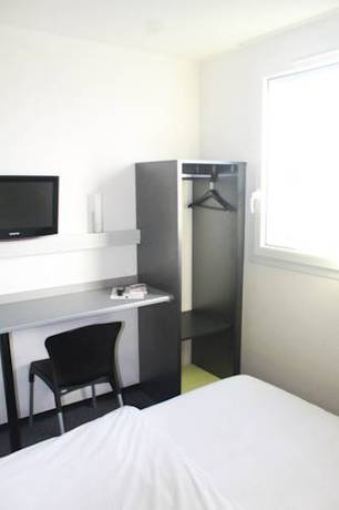 Imagen de la habitación del Hotel B&B Béthune Bruay-la-buissière. Foto 6