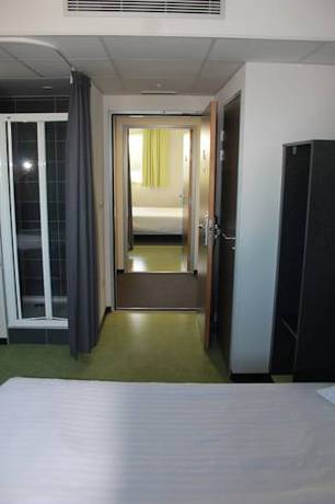 Imagen de la habitación del Hotel B&B Béthune Bruay-la-buissière. Foto 9