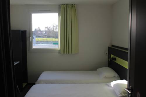 Imagen de la habitación del Hotel B&B Béthune Bruay-la-buissière. Foto 11